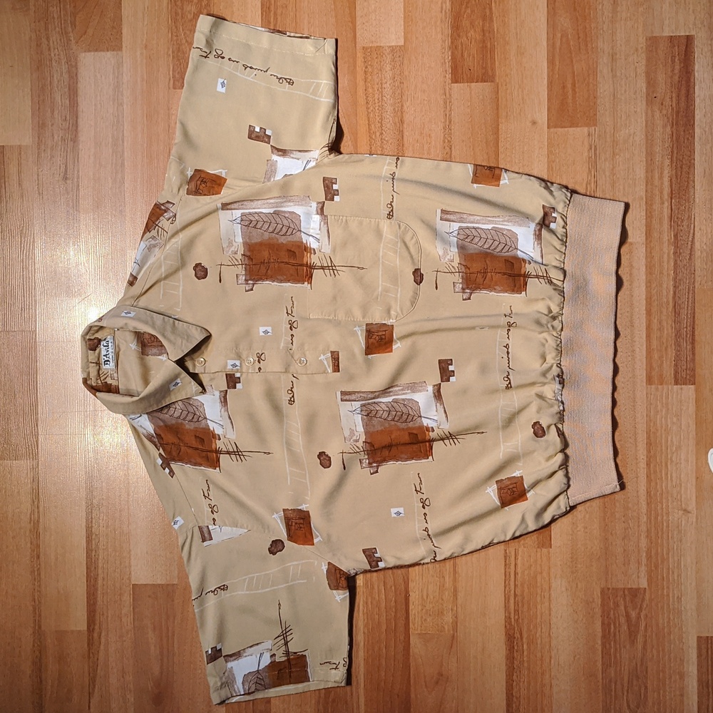 Vintage D'Avila elastic waist short sleeve tan leaf patterned golf shirt